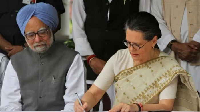 पूर्व प्रधानमंत्री मनमोहन सिंह के निधन पर कांग्रेस ने जताया दुख।(फोटो सोर्स: पीटीआई)