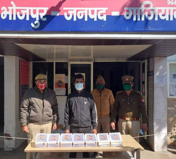 तमंचों की आन डिमांड सप्लाई करने वाला दबोचा