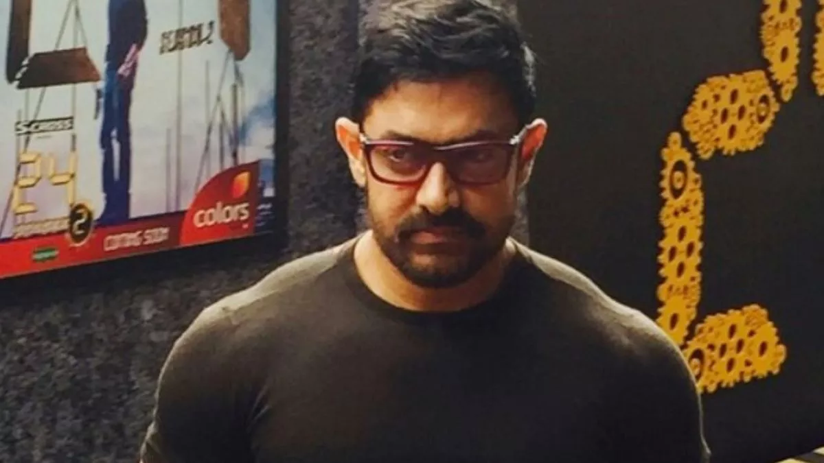 Aamir Khan: ग्रे बाल और सफेद दाढ़ी में आमिर खान का लुक हुआ वायरल, फैंस ने कमबैक को लेकर किया सवाल