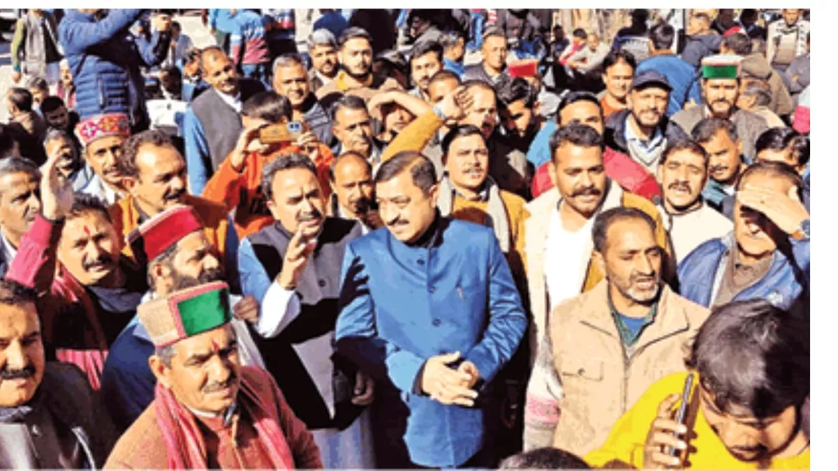 Shimla: सीमेंट ढुलाई मामले में राजनीति नहीं, हल निकालने के लिए आए BJP, सिंगल विंडो होगी खत्म : हर्षवर्धन चौहान