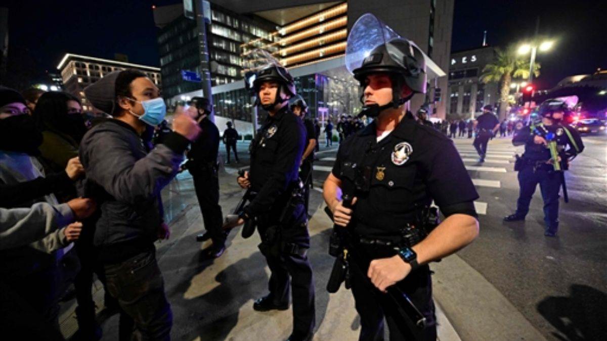 https://www.jagranimages.com/images/newimg/28012023/28_01_2023-los_angeles_shooting_1_23312015_221225424.jpg