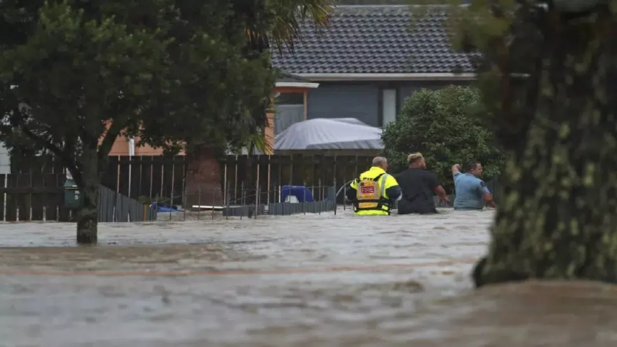 New Zealand Rain: न्यूजीलैंड का सबसे बड़ा शहर ऑकलैंड हुआ भारी बारिश से बेहाल, दो की मौत; हवाई सेवा प्रभावित