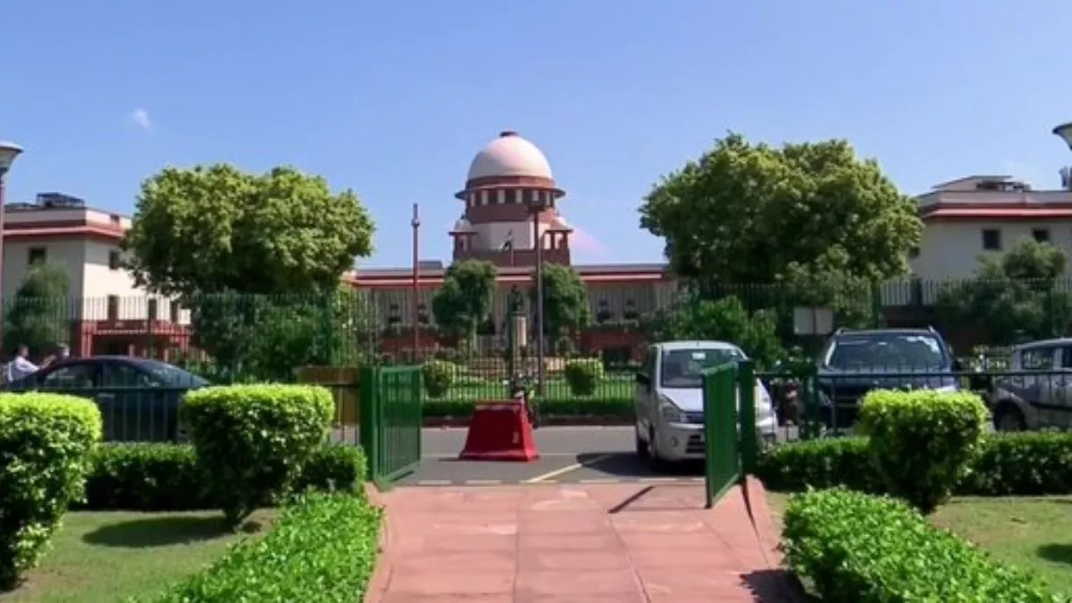 Supreme Court: सुप्रीम कोर्ट ने उत्तर प्रदेश के डीजी जेल के खिलाफ अवमानना का मामला किया बंद