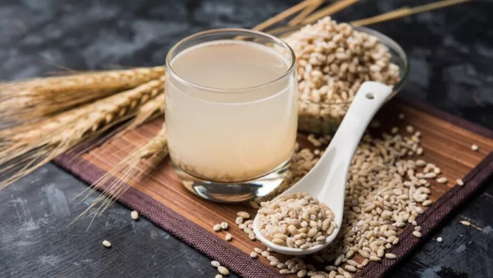 Barley Water benefits: जानें जौ का पानी पीने के फायदे
