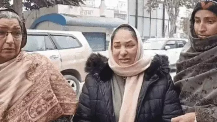 NRI बहू की गला घोंटकर की हत्या, मां बोली- सास-ससुर ने शादी के बहाने बुलाया