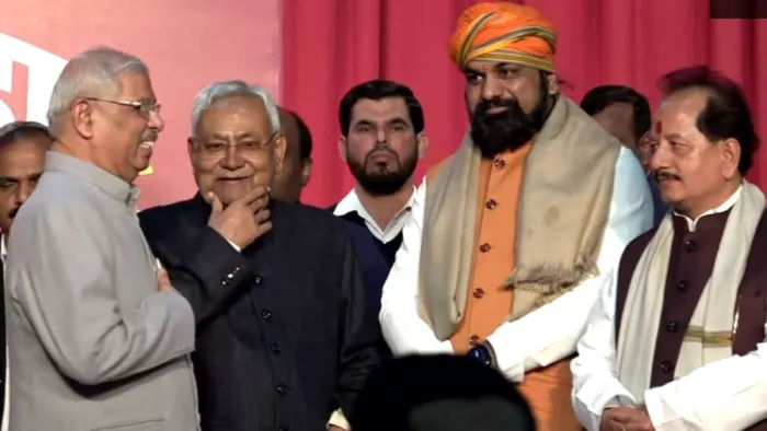 नीतीश कुमार ने नौवीं बार बिहार के मुख्यमंत्री के तौर पर शपथ ली