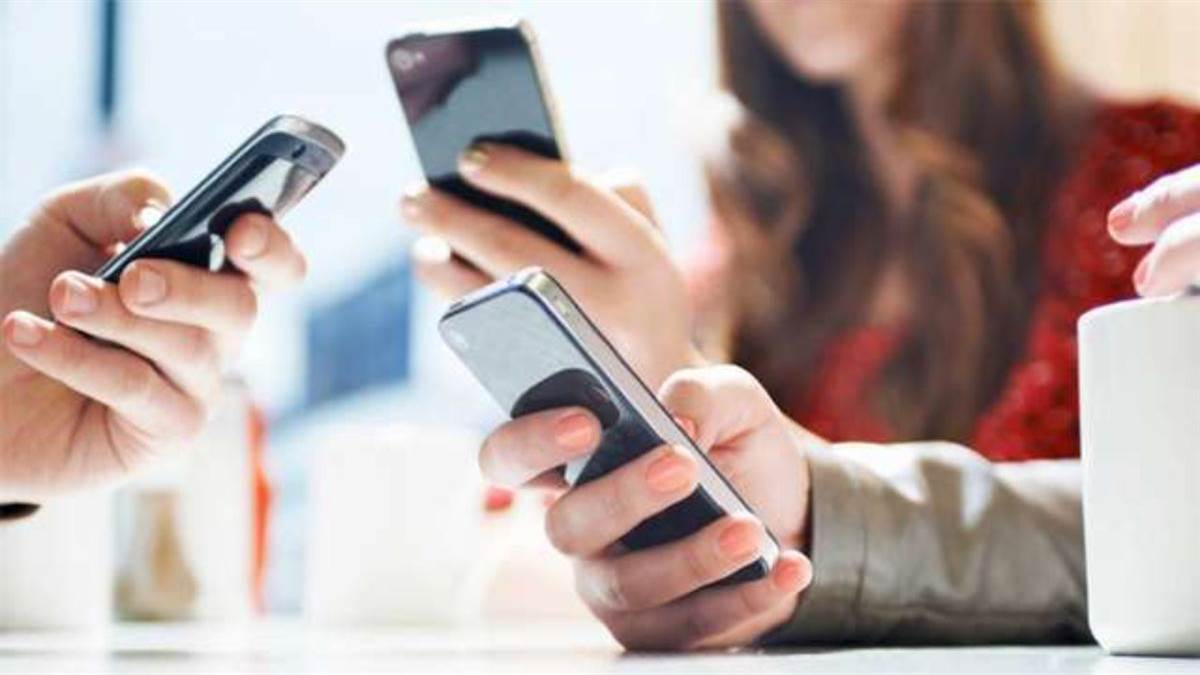 keep these things in mind before buying an old smartphone