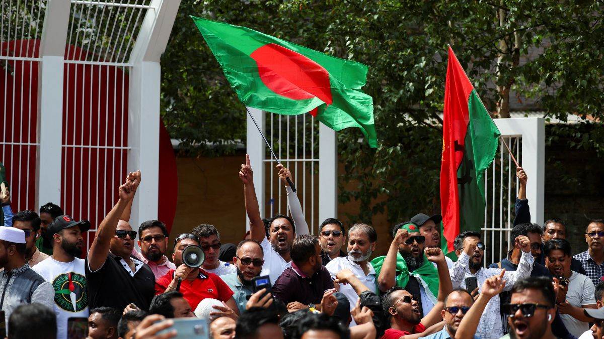 human rights watch report claims islamists attacking minority hindu and ahmadiyya communities in bangladesh