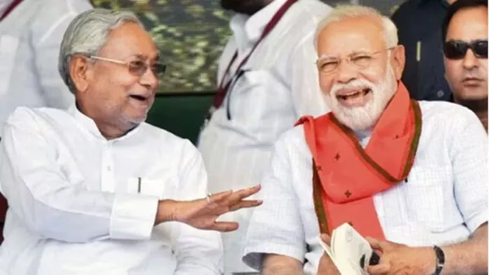 नीतीश कुमर और पीएम नरेंद्र मोदी (पीटीआई)