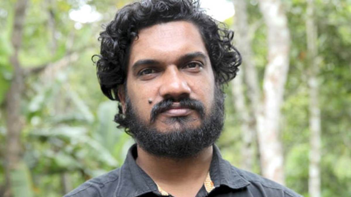 case filed against malayalam filmmaker sanal kumar sasidharan for harassing actress on social media platform