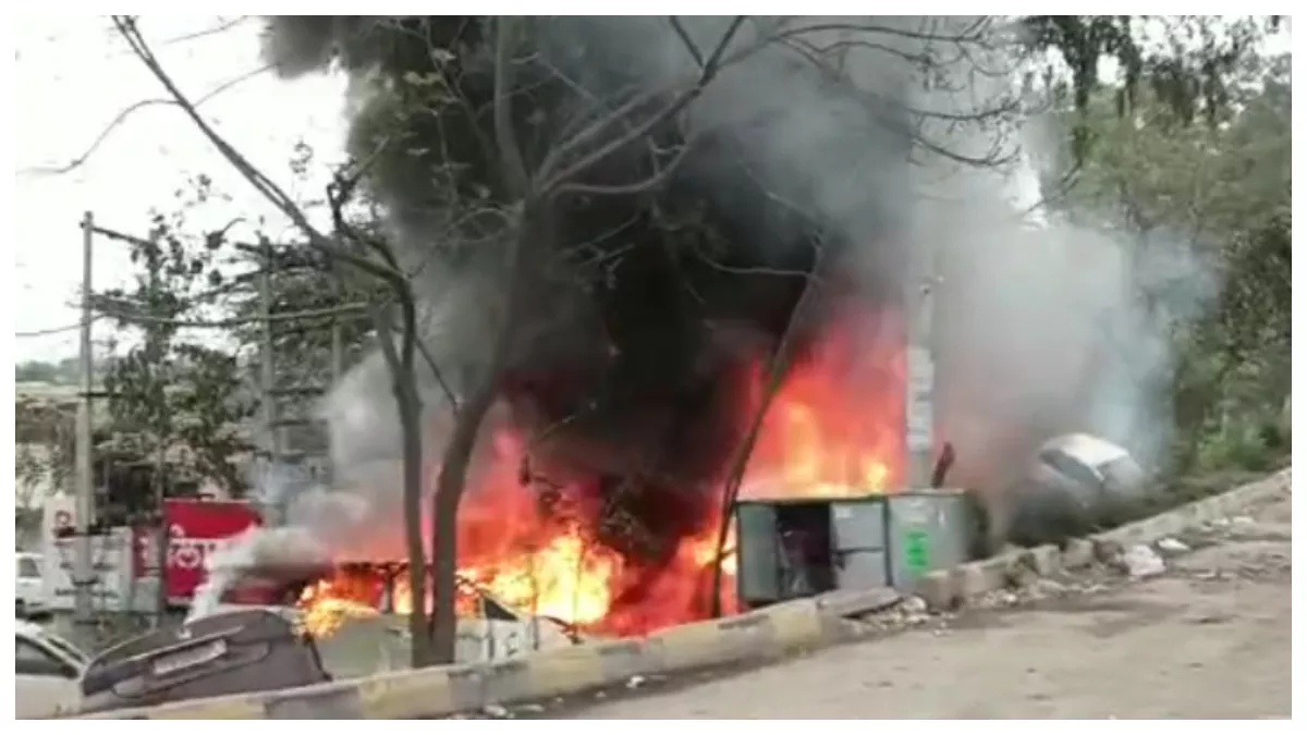 Punjab News: कपूरथला-सुभानपुर थाने में शार्ट सर्कट से लगी आग, जब्त किए 47 वाहन क्षतिग्रस्त