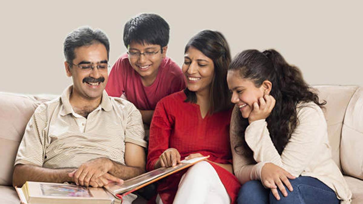 bajaj finance fixed deposit is best option for increase savings check details