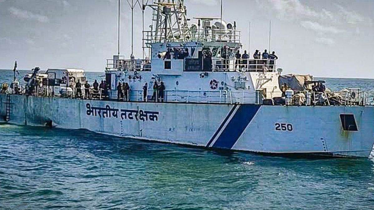 https://www.jagranimages.com/images/newimg/28022024/28_02_2024-gujarat_coast_23663643.jpg