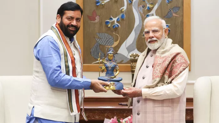 PM मोदी से दिल्ली में मिले नायब सिंह सैनी।