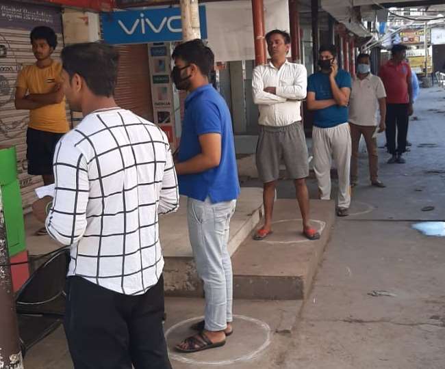 Curfew in Chandigarh : दिन में आठ घंटे खुलेंगी शहर की दुकानें, भीड़ जुटी तो वापस लिया जाएगा फैसला