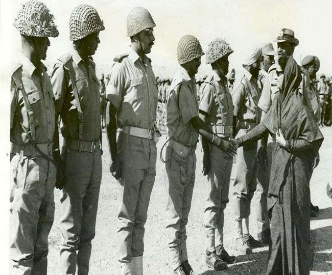 उसने लंबे समय तक बांग्लादेश को मान्यता दो सत्याग्रह किया था।