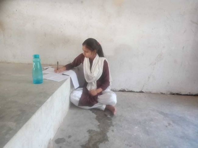 bundelkhand university exam was held under the surveillance of cctv cameras