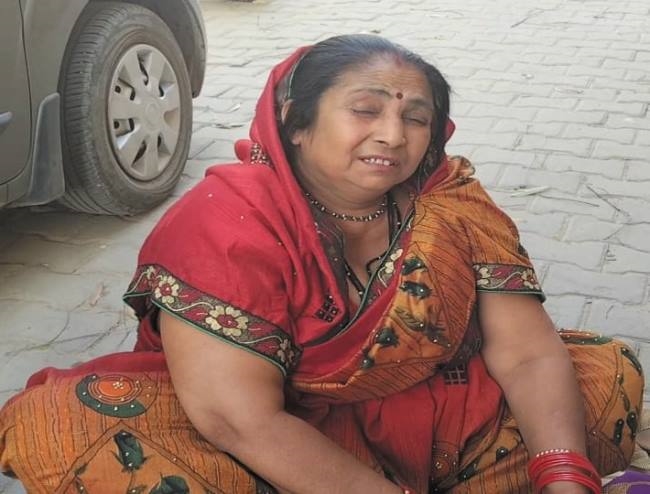 बदमाशों ने लूट लिए नकदी व कुंडल, मोदीनगर पुलिस बता रही चोरी