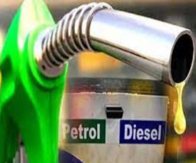 Petrol Diesel Price: हरियाणा में पेट्रोल शतक के पार।