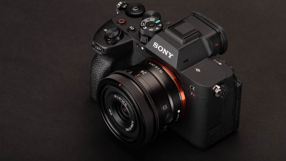 प्रोफेशनल फोटोग्राफर्स ने खुद इन टॉप-10 Sony DSLR Camera को इस्तेमाल करके दी है सबसे बेहतर रेटिंग्स! कीमत भी जानें