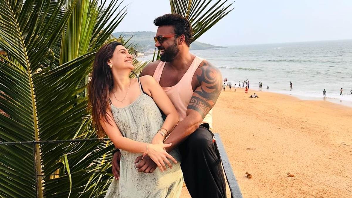 https://www.jagranimages.com/images/newimg/28032024/28_03_2024-divya_agarwal_1_23684541.jpg