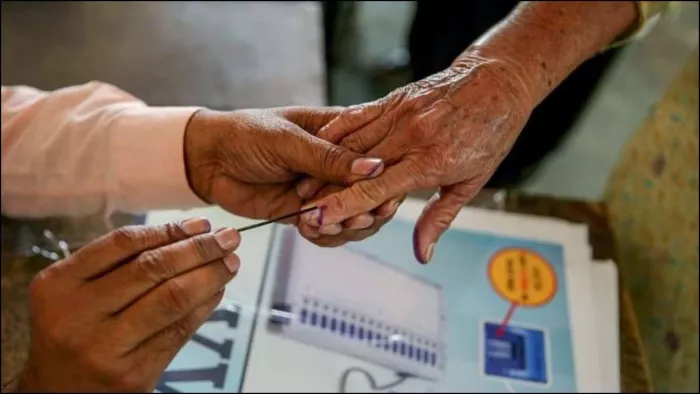 Lok Sabha Elections 2024: लोकसभा चुनाव के दूसरे चरण के लिए नामांकन शुरू