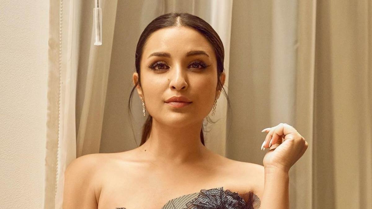 https://www.jagranimages.com/images/newimg/28032024/28_03_2024-parineeti_chopra_23684597.jpg