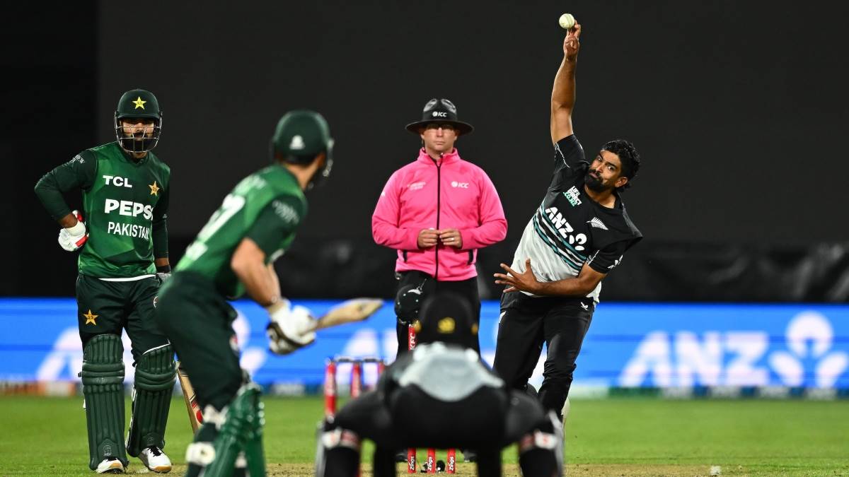 https://www.jagranimages.com/images/newimg/28032025/28_03_2025-nz_vs_pak_1st_odi_23907864.jpg