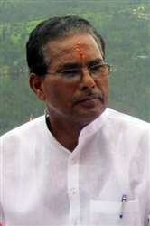 विधानसभा उपाध्यक्ष रघुनाथ सिंह चौहान ने कहा पिथौरागढ़ मेडिकल कॉलेज के प्राचार्य को भेजें अल्मोड़ा