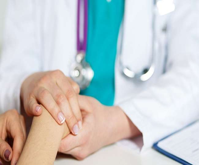 रामपुर डीएम ने दी गैरहाजिर चिकित्सकों काे दी ये चेतावनी