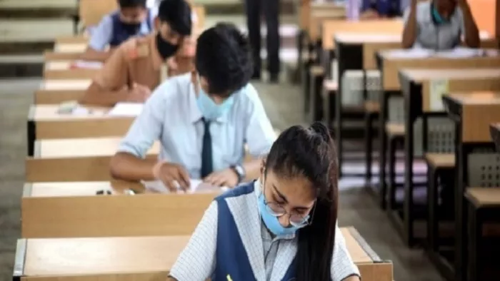 गलत सूचना देने वाले स्कूलों पर भी होगी जुर्माने की कार्रवाई