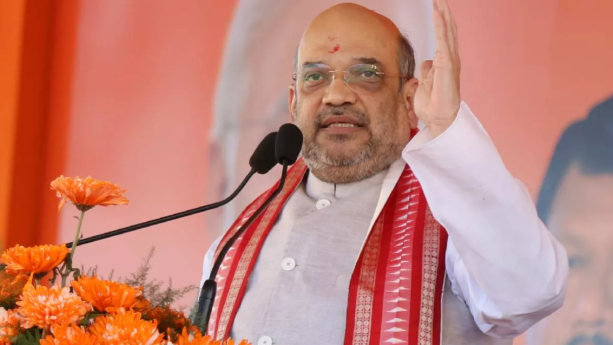 Amit Shah In Kasganj: विपक्ष पर बरसे शाह, कहा- जाति व परिवारवाद पर राजनीति कर रहे अखिलेश; राहुल ने खोल रखी है झूठ की फैक्ट्री