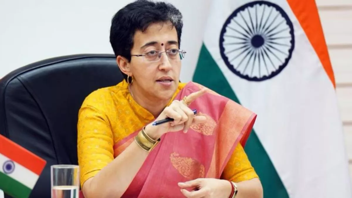 खत्म होने का नाम नहीं ले रही आप पार्टी की मुसीबते, अब चुनाव आयोग ने आम आदमी पार्टी के कैंपेन गीत पर लगाई रोक