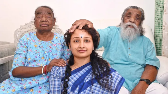 Kalpana Soren Nomination: कल्पना सोरेन कल करेंगी नामांकन, सास-ससुर का लिया आशीर्वाद; कई दिग्गज नेता रहेंगे मौजूद (फोटो- जागरण)
