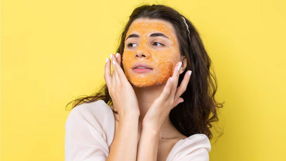 mix these two things with gram flour and apply in summers dullness of the face will disappear and you will get soft skin