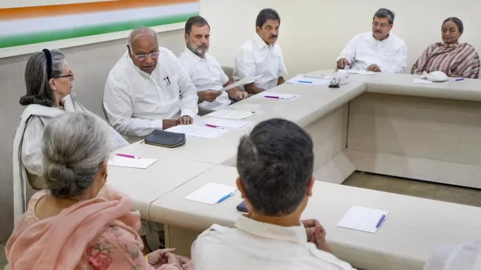पहलगाम आतंकी हमले पर कांग्रेस का आधिकारिक बयान, पार्टी ने एकता और सतर्कता की अपील की। (फोटो सोर्स- पीटीआई)
