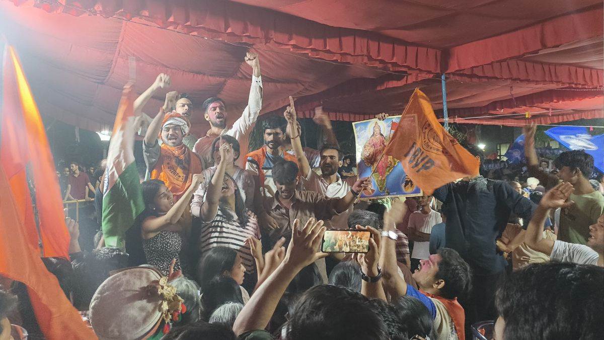 ncr left sweeps jnusu central panel elections abvp marks major comeback