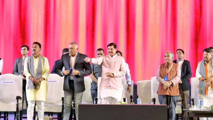 मध्यप्रदेश टेक ग्रोथ 2025 में शामिल हुये आईटी क्षेत्र के प्रमुख उद्योगपति