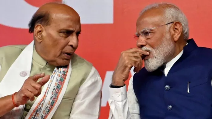 पीएम मोदी से मिले रक्षा मंत्री राजनाथ सिंह (फोटो-सोशल मीडिया)