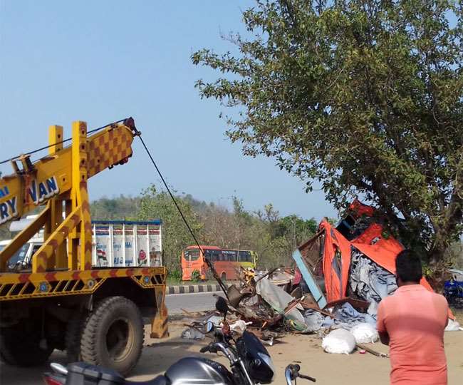 Jharkhand Road Accident झारखंड के हजारीबाग में बड़ा हादसा, चौपारण में जीटी रोड पर 3 की मौत