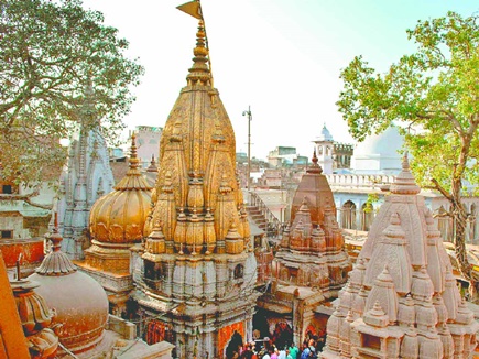 Srikashi Vishwanath Temple सप्त विग्रहों को हटाने से पूर्व विश्वनाथ धाम में हु़ई पूजा अर्चना