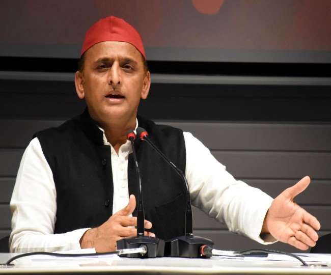 SP President Akhilesh Yadav allegations cabinet reorganization discussion  to divert public attention from pandemic and inflation