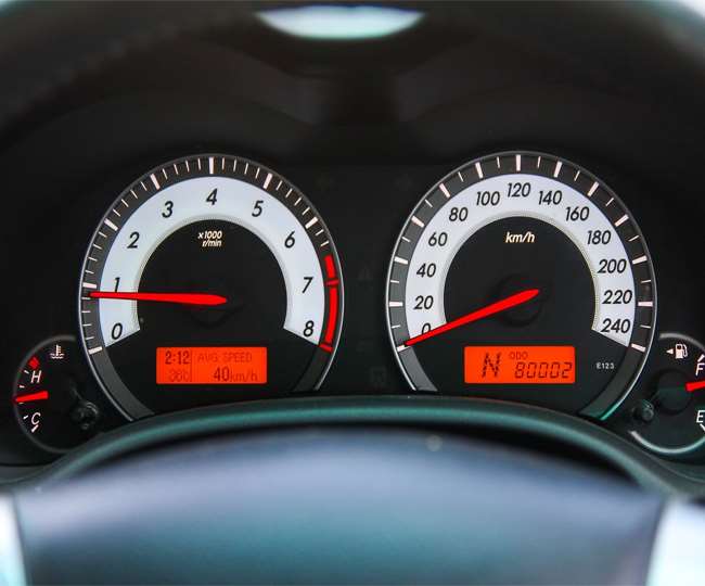 ऐसे बढ़ा सकते हैं अपनी पुरानी कार का माइलेज