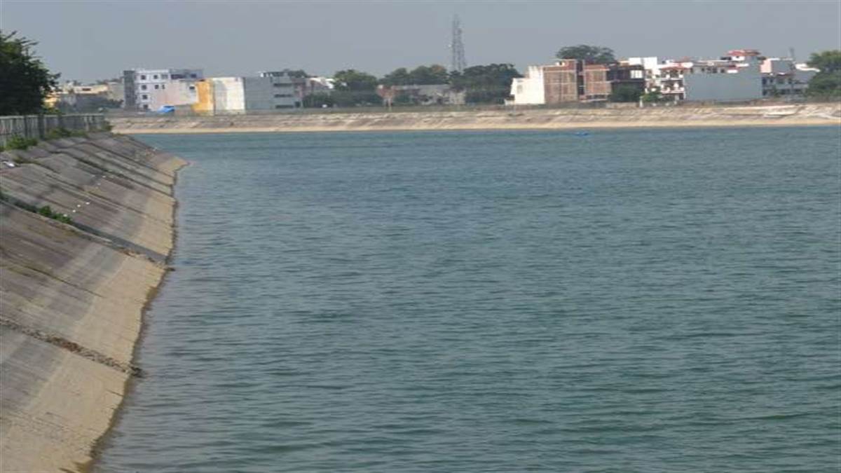 water level in kathauta lake reduced due to closure of sharda tributary canal now water crisis will increase in lucknow
