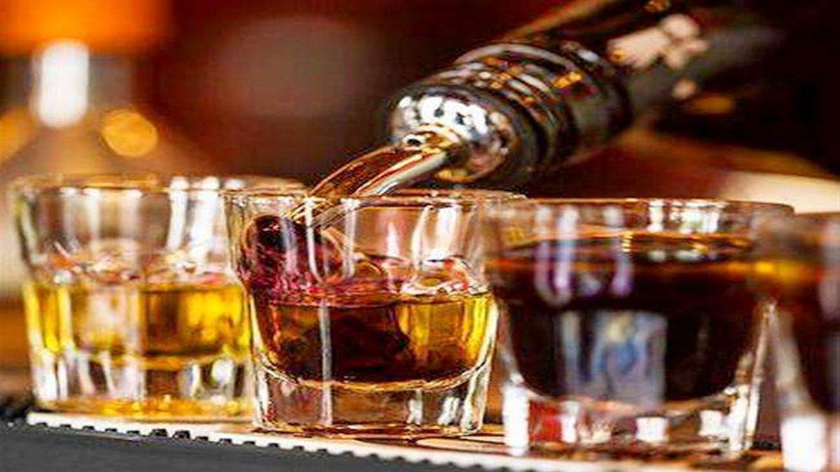 Punjab AAP Govt New Excise Policy may Cut Liquor Rates Drastically - पंजाब  में शराब के शौकीनों को सरकार दे सकती है बड़ी राहत, जुलाई से दामों में भारी  गिरावट की संभावना