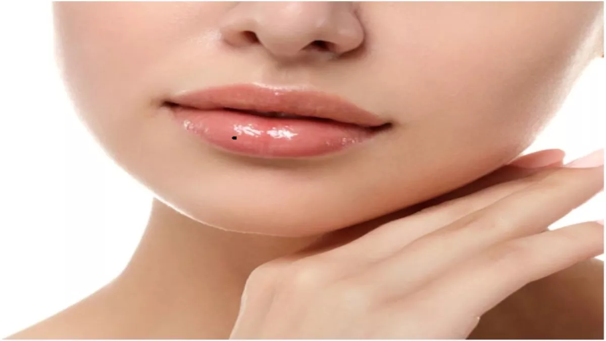 Lip Moles: शरीर के तिल खोलते हैं जीवन के सारे राज! होंठ पर है तिल तो जानें कैसे हैं आप?