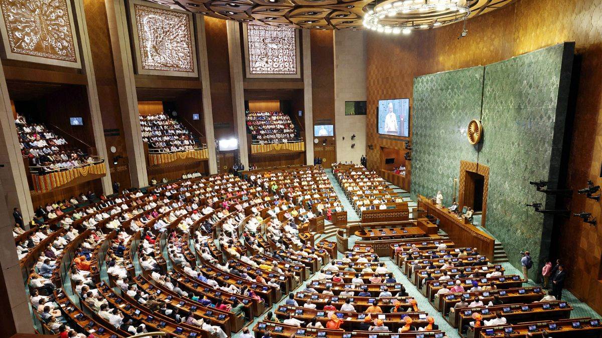 https://www.jagranimages.com/images/newimg/28052023/28_05_2023-new_parliament_modi_23425940.jpg