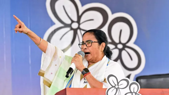 Lok Sabha Election 2024: ममता बनर्जी जादवपुर लोकसभा सीट से जीत कर पहली बार संसद पहुंची थीं।