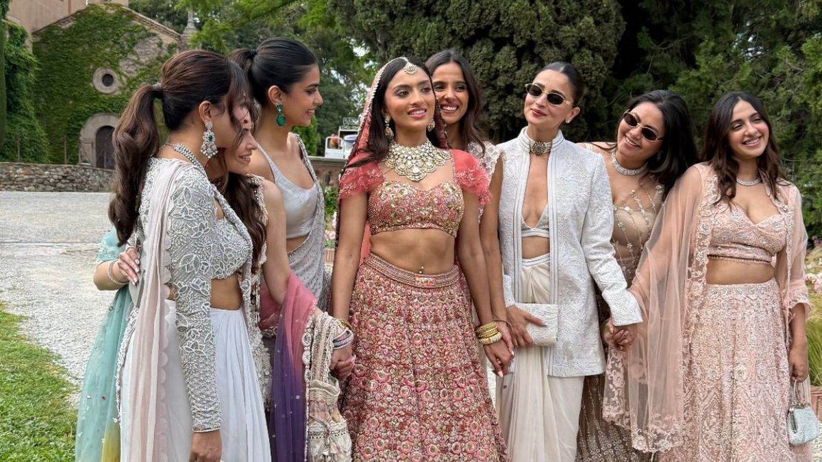 https://www.jagranimages.com/images/newimg/28052025/28_05_2025-alia_bhatt_wedding_look_23949331.jpg