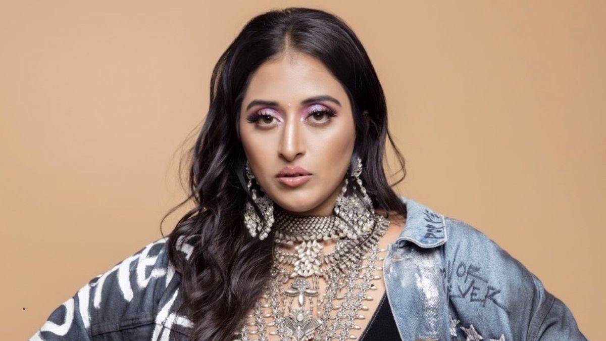 https://www.jagranimages.com/images/newimg/28052025/28_05_2025-american_music_award_23949392.jpg